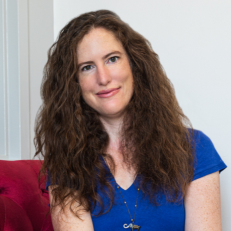 Headshot of Anna Nierenberg